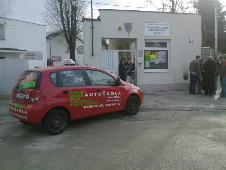 Cena kurzu ... S u p e r -  a k c i a > 333.- € ...len pre prvých 15 žiakov... indivyduálny kurz cena - dohodou v súľade s novou učebnou osnovou od 1.6.2010